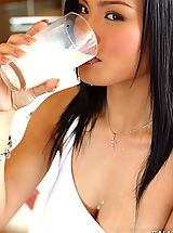 Asian Women sally 05 breakfast milk messy hanging tits